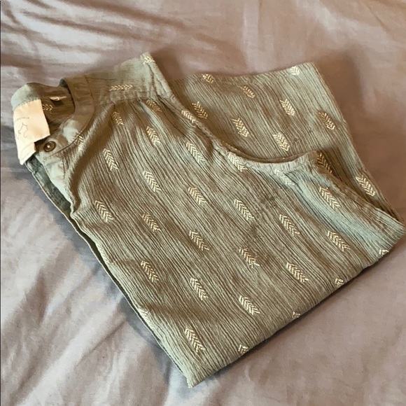 Vanessa Virginia Olive Tank Top (Anthropologie) - Picture 5 of 5